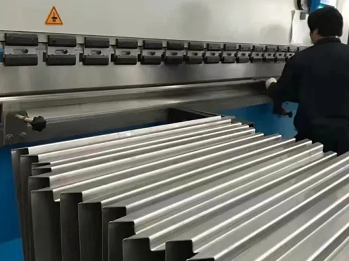 Steel Cutting Stage